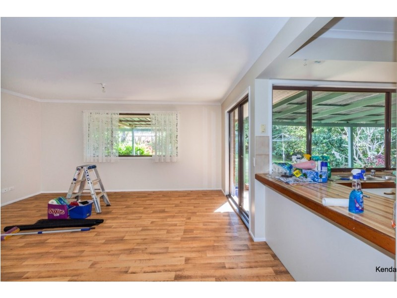 16 Sequoia Drive, Tamborine Mountain QLD 4272