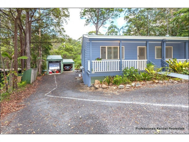 2 Orchis Drive, Tamborine Mountain QLD 4272
