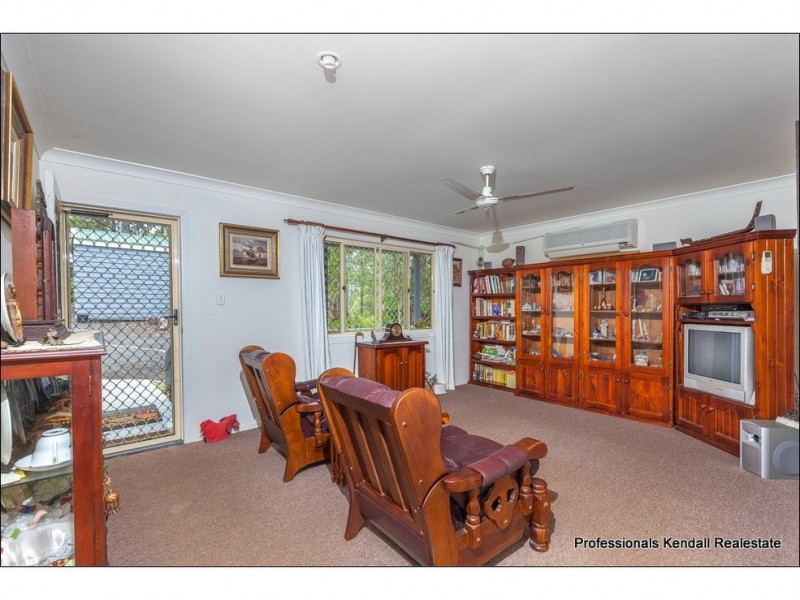 2 Orchis Drive, Tamborine Mountain QLD 4272
