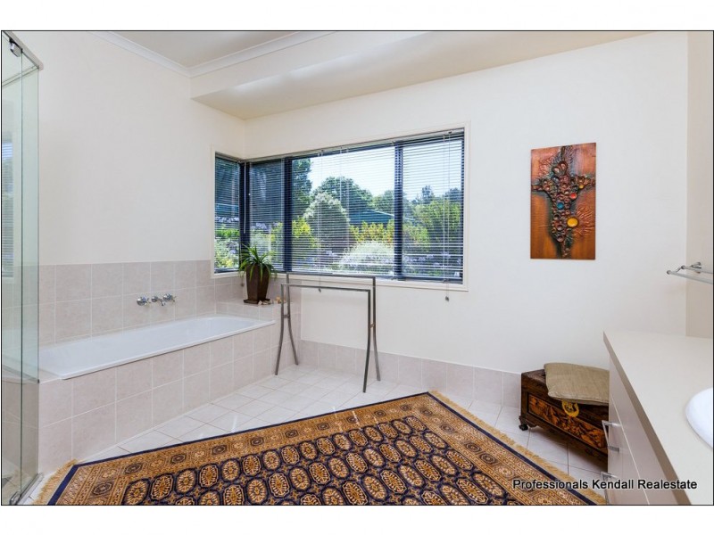 502 Main Western Road, Tamborine Mountain QLD 4272