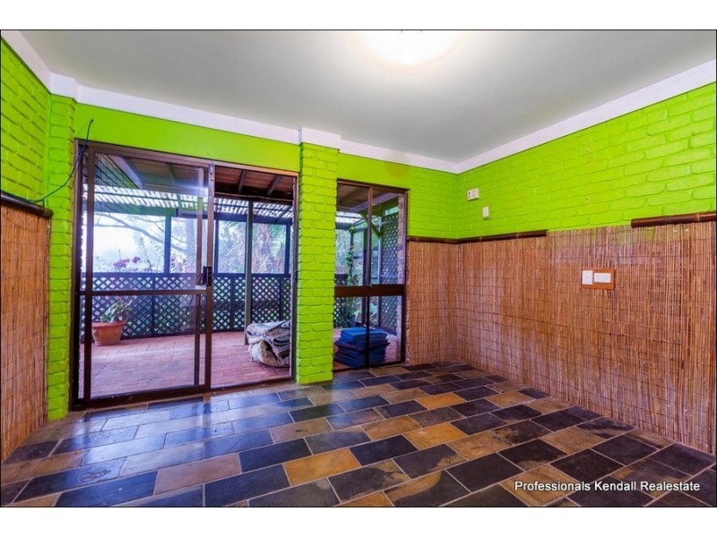 9 Leona Court, Tamborine Mountain QLD 4272