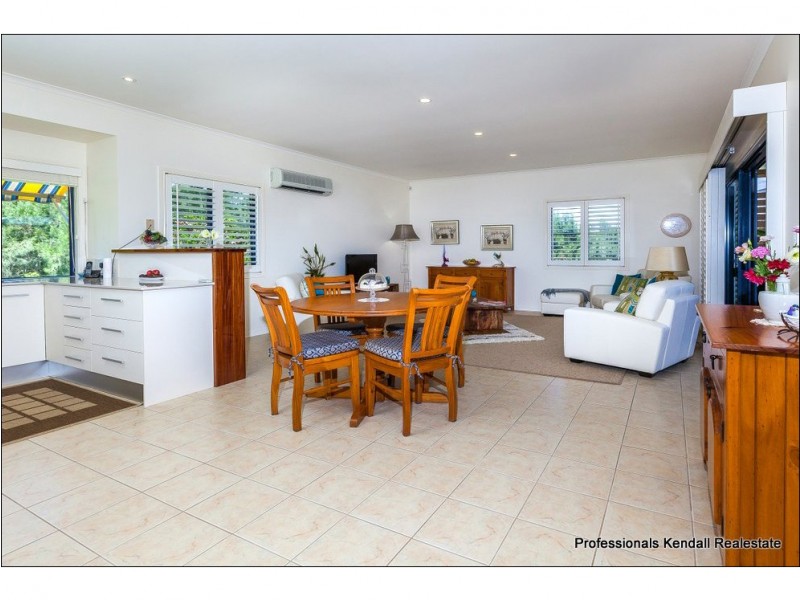 Unit 7 / 27-31 Capo Lane, Tamborine Mountain QLD 4272