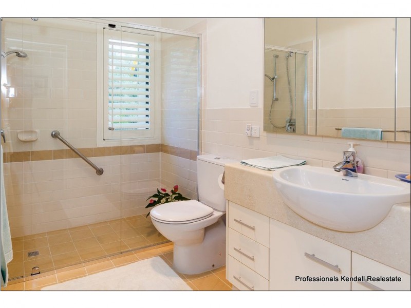 Unit 7 / 27-31 Capo Lane, Tamborine Mountain QLD 4272