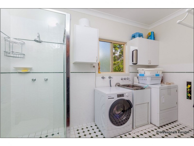 100 Main Western Road, Tamborine Mountain QLD 4272