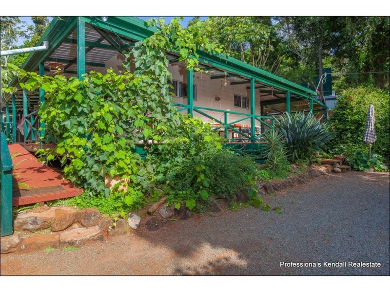 12 Tambora Court, Tamborine Mountain QLD 4272
