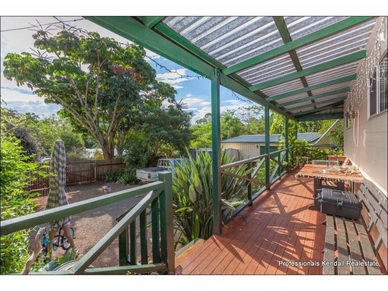 12 Tambora Court, Tamborine Mountain QLD 4272