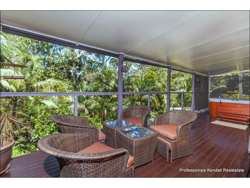48 Kinabalu Drive, Tamborine Mountain QLD 4272