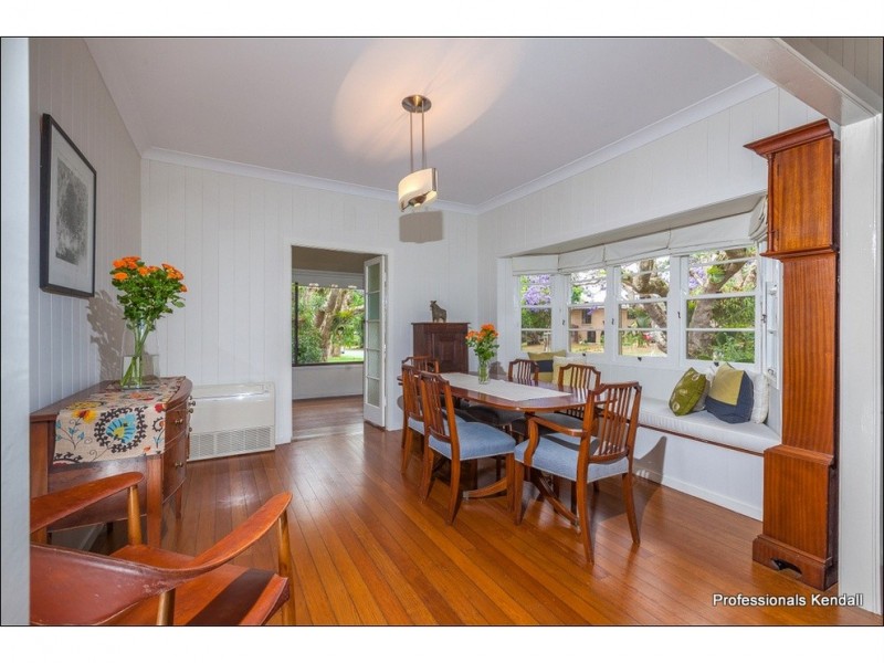 28 Central Avenue, Tamborine Mountain QLD 4272