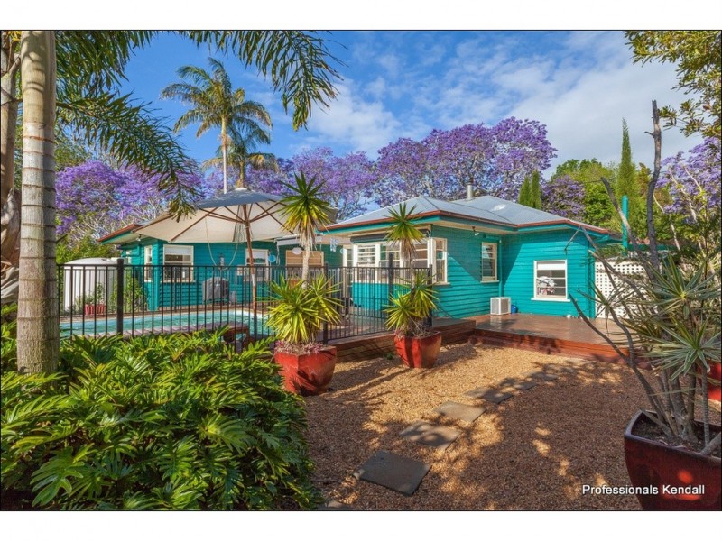 28 Central Avenue, Tamborine Mountain QLD 4272