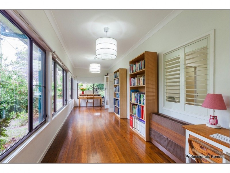 28 Central Avenue, Tamborine Mountain QLD 4272
