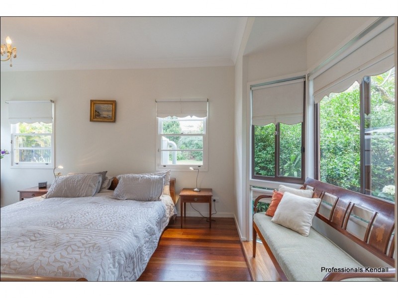 28 Central Avenue, Tamborine Mountain QLD 4272