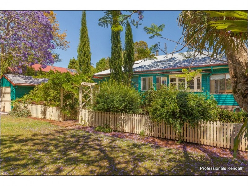 28 Central Avenue, Tamborine Mountain QLD 4272