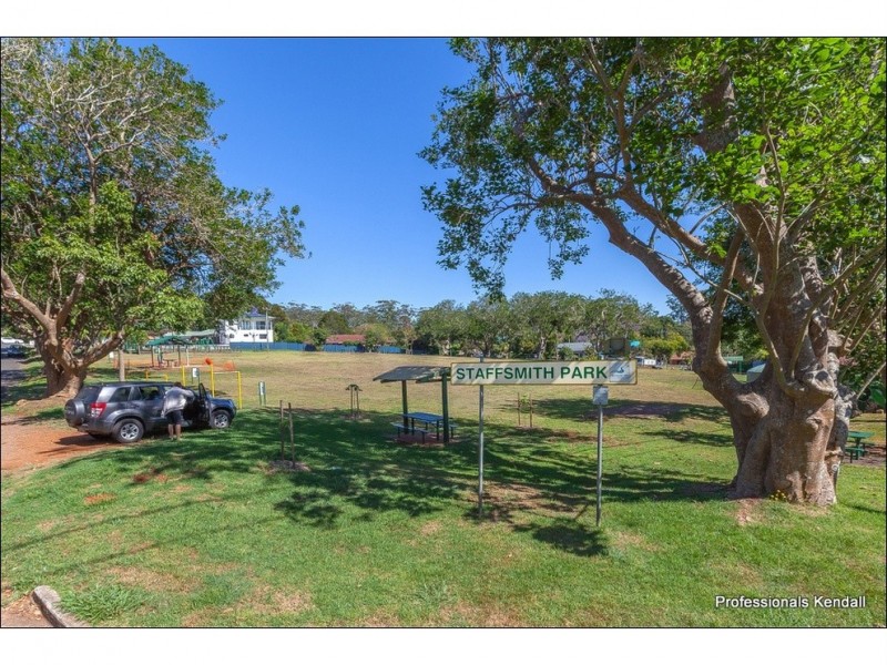 28 Central Avenue, Tamborine Mountain QLD 4272