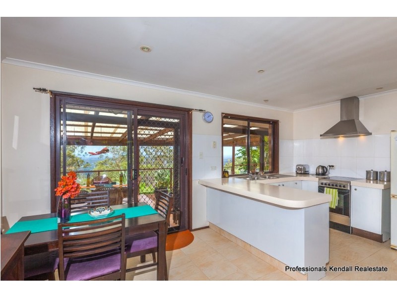 30 Java Court, Tamborine Mountain QLD 4272