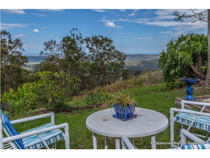 30 Java Court, Tamborine Mountain QLD 4272