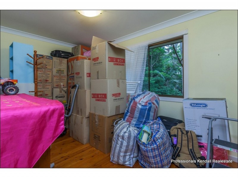 4 Kinabalu Dr, Tamborine Mountain QLD 4272