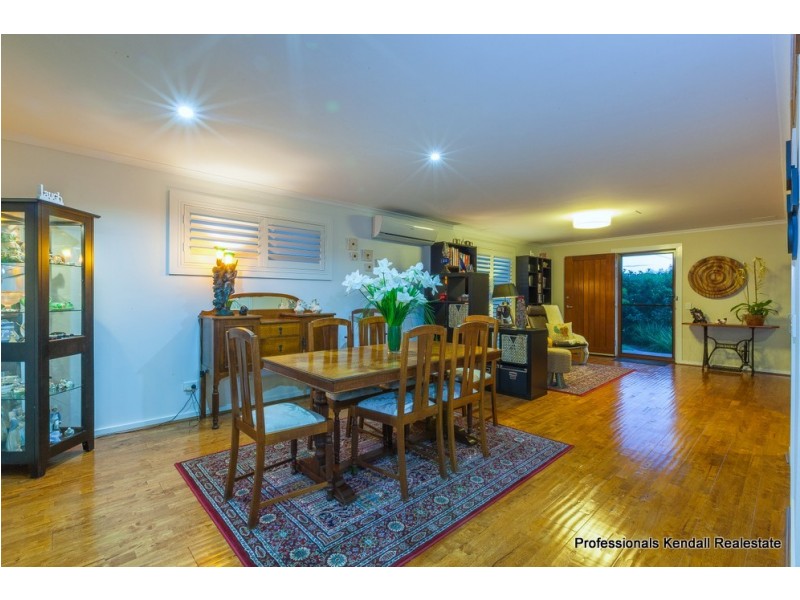 21 Beacon Road, Tamborine Mountain QLD 4272