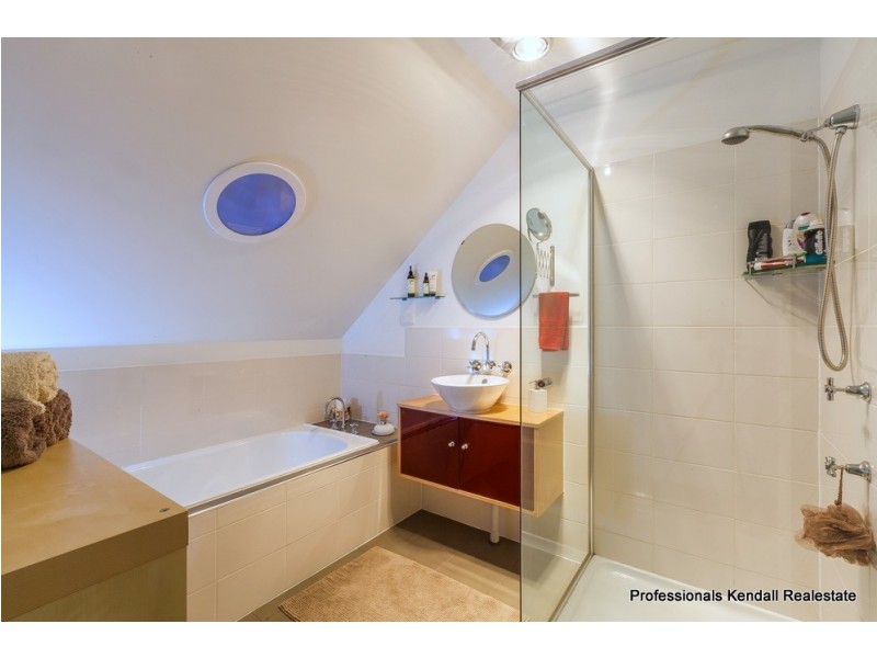 21 Beacon Road, Tamborine Mountain QLD 4272