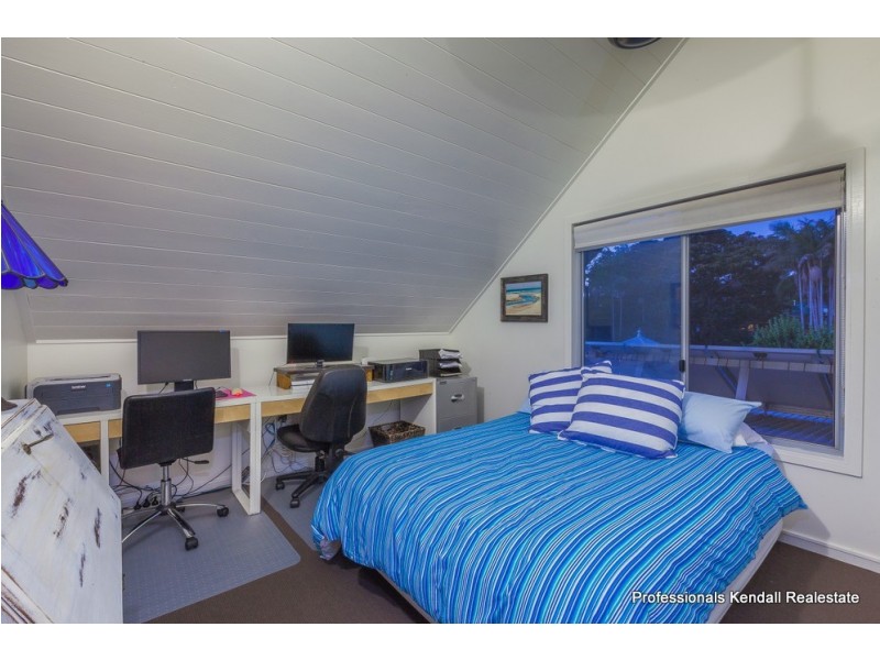 21 Beacon Road, Tamborine Mountain QLD 4272