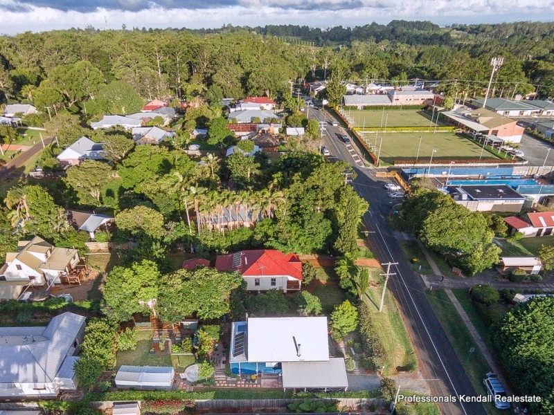 21 Beacon Road, Tamborine Mountain QLD 4272