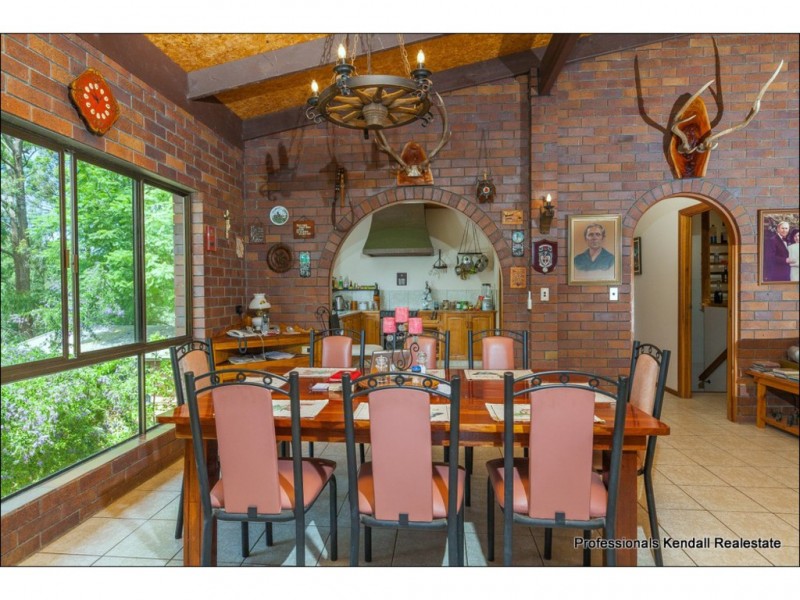 2 Shay Place, Canungra QLD 4275