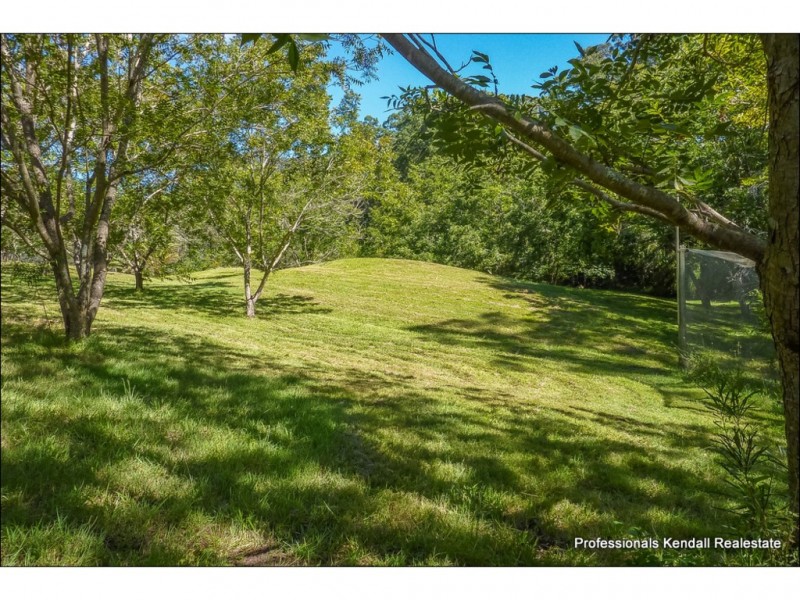 2 Shay Place, Canungra QLD 4275