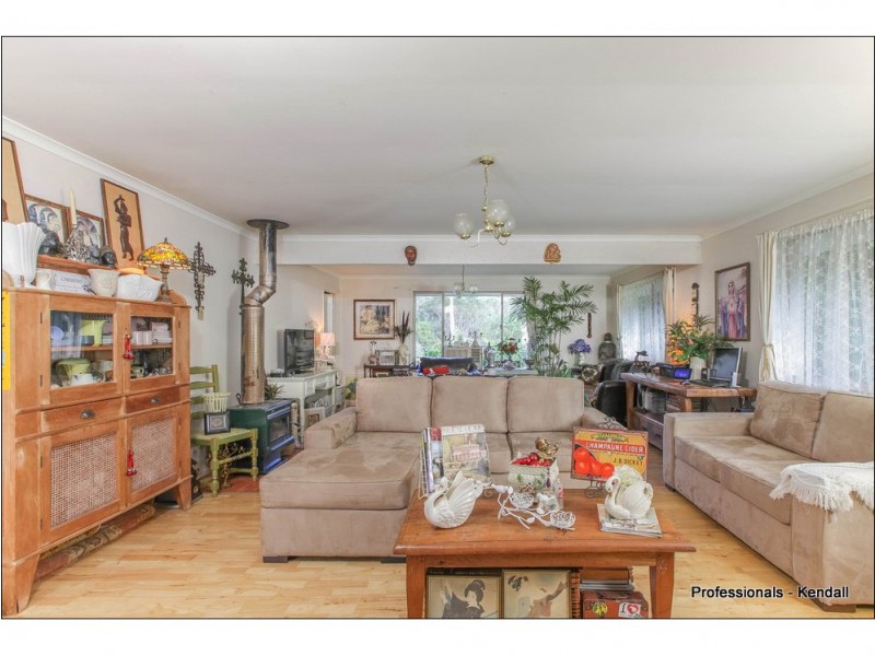 5 Kamet Court, Tamborine Mountain QLD 4272