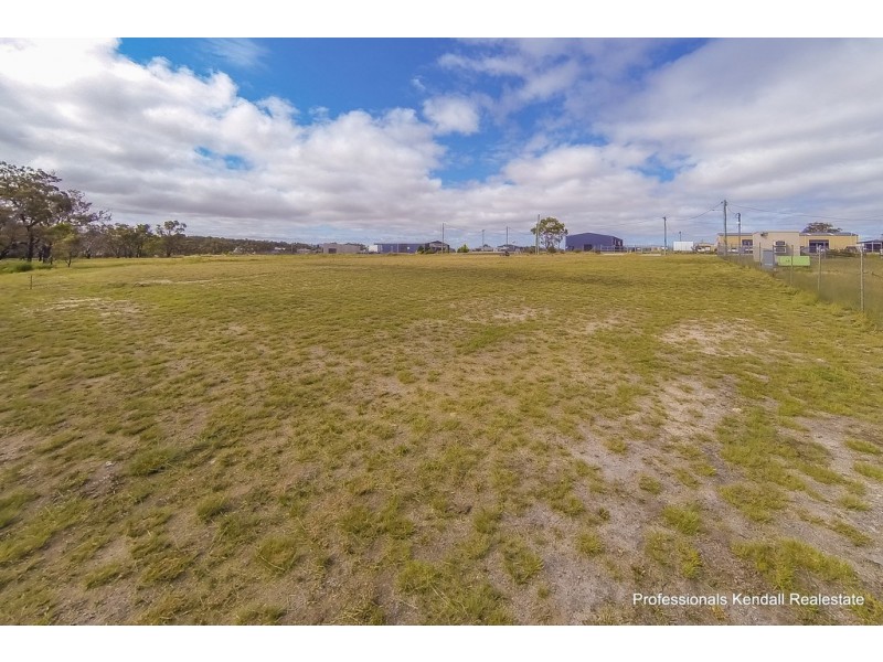 14 Gourlas Crt, Stanthorpe QLD 4380