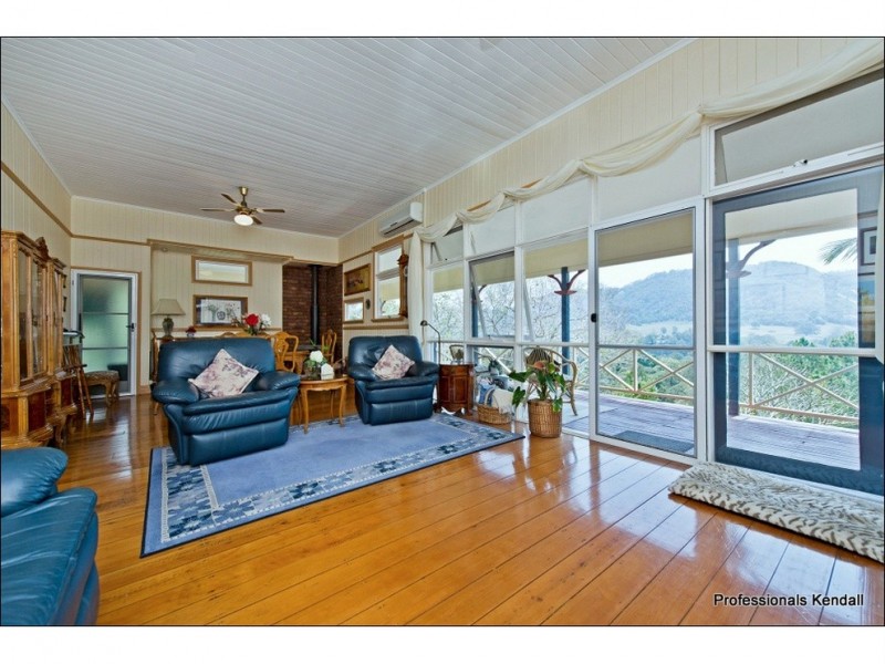 935 Tamborine-Oxenford Road, Wongawallan QLD 4210