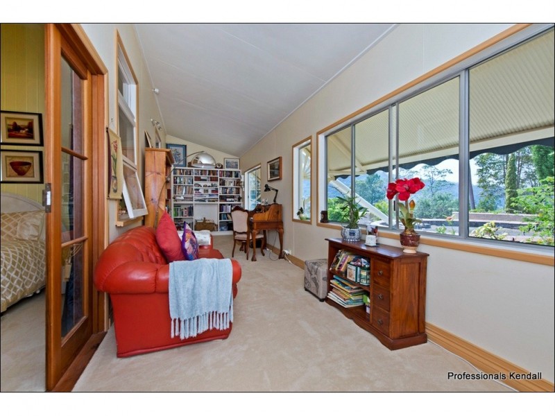 935 Tamborine-Oxenford Road, Wongawallan QLD 4210