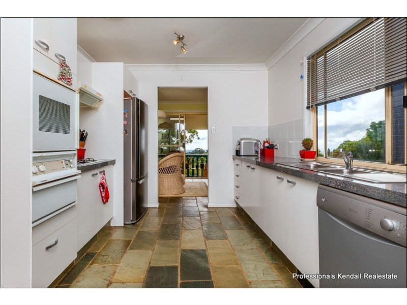 11 Elbert Court, Tamborine Mountain QLD 4272