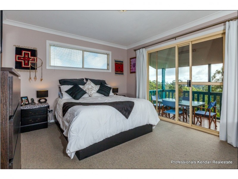 11 Elbert Court, Tamborine Mountain QLD 4272
