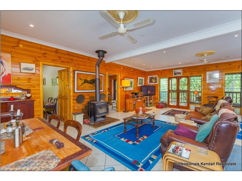 2 Devon Drive., Tamborine QLD 4270