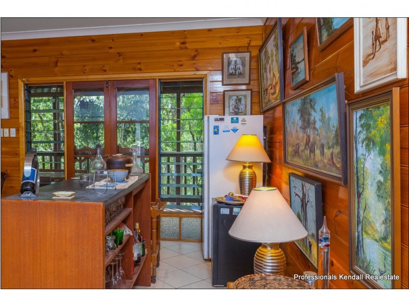 2 Devon Drive., Tamborine QLD 4270