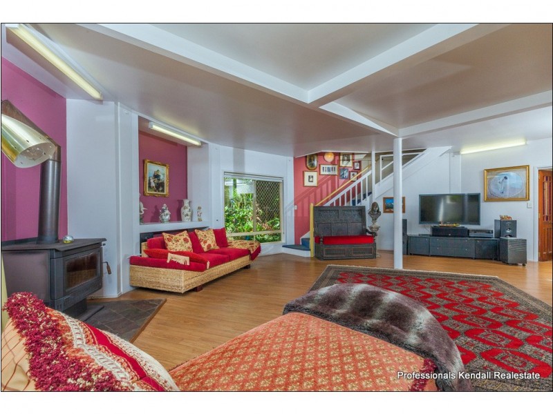 10 North Street, Tamborine Mountain QLD 4272