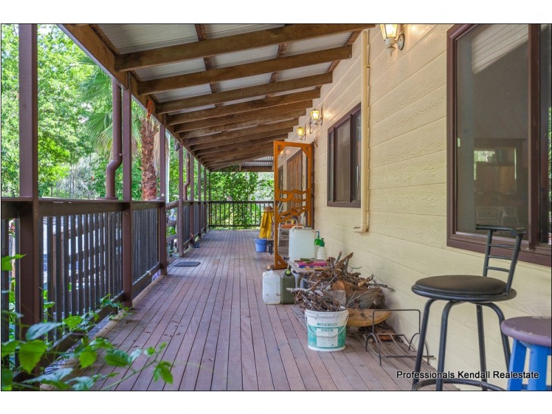 2 Devon Drive, Tamborine QLD 4270