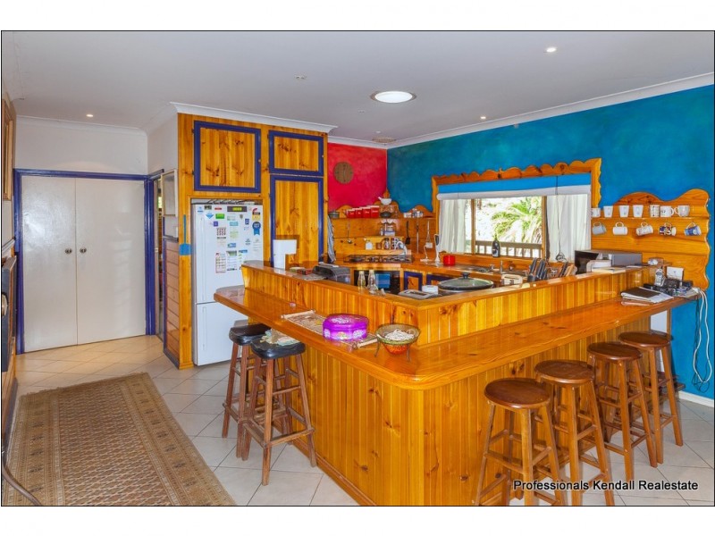 2 Devon Drive, Tamborine QLD 4270