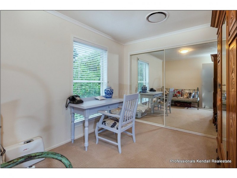 20 Ben Nevis Street, Tamborine Mountain QLD 4272