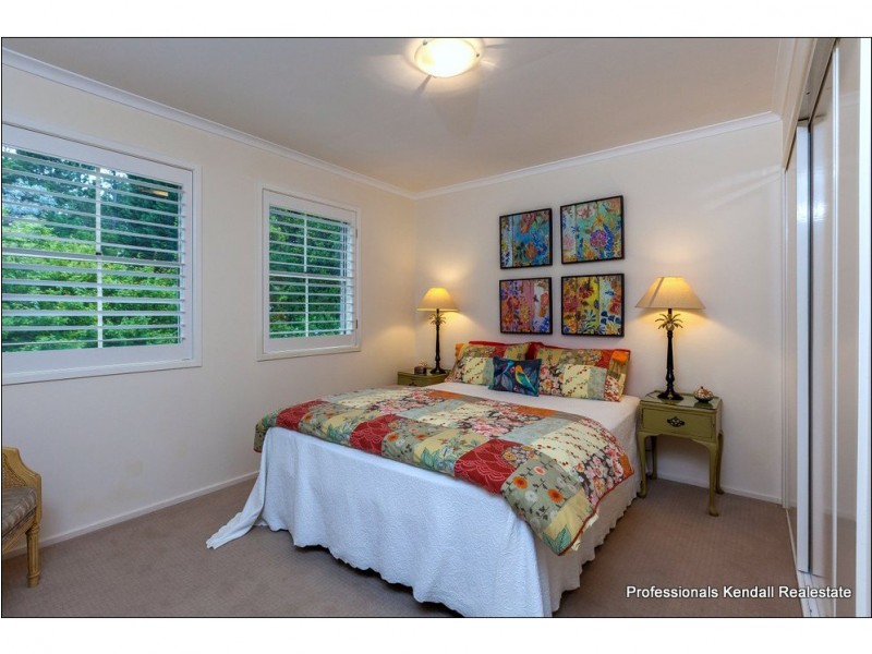 20 Ben Nevis Street, Tamborine Mountain QLD 4272