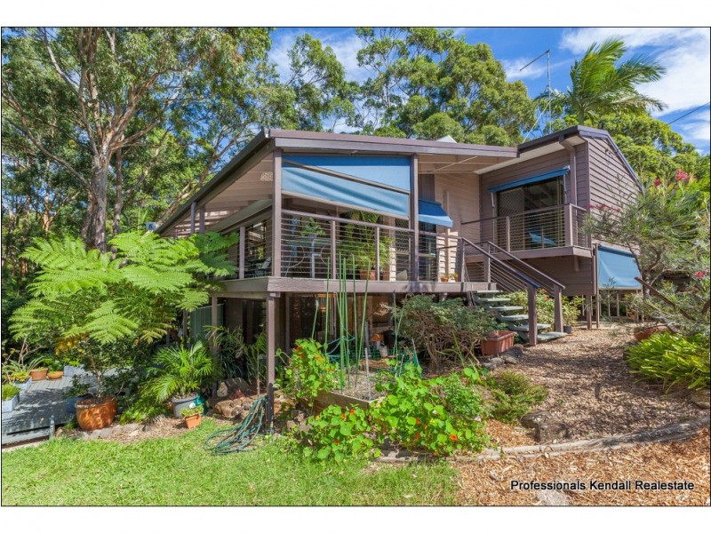 9 Madura Court, Tamborine Mountain QLD 4272