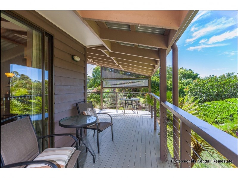 9 Madura Court, Tamborine Mountain QLD 4272
