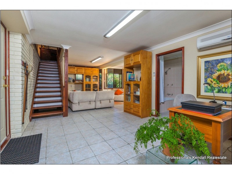 9 Madura Court, Tamborine Mountain QLD 4272