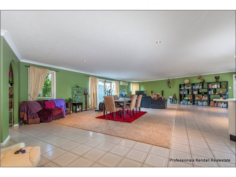 5 Celebes Court, Tamborine Mountain QLD 4272