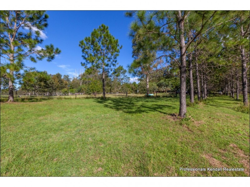 186 Boomerang Road, Tamborine QLD 4270