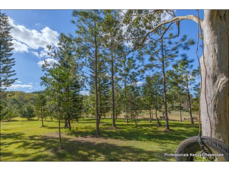 186 Boomerang Road, Tamborine QLD 4270