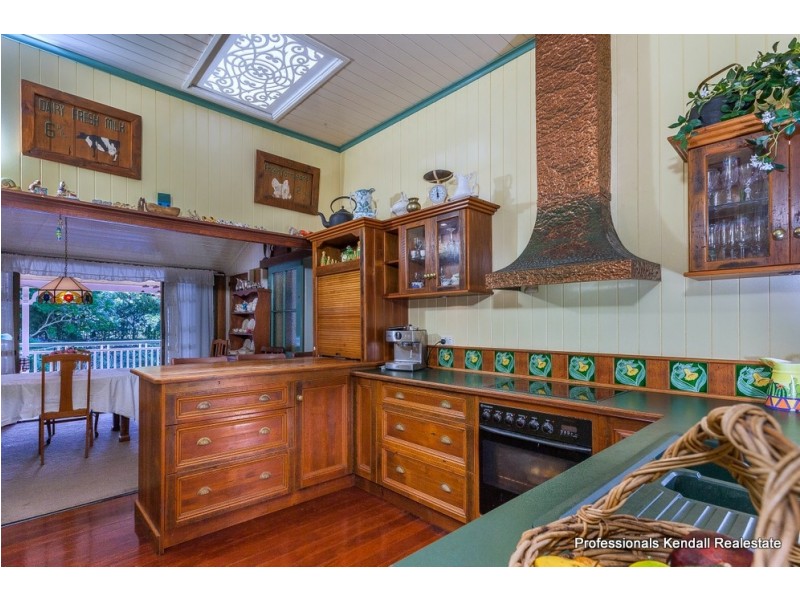129 Alpine Terrace, Tamborine Mountain QLD 4272