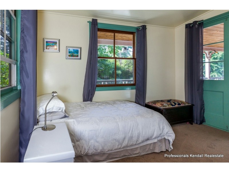 129 Alpine Terrace, Tamborine Mountain QLD 4272