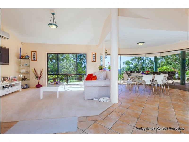 1 Shorthorn Court., Tamborine QLD 4270