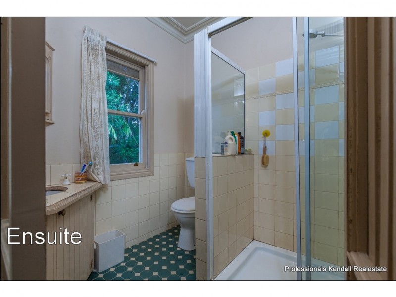 3 Wongawallan Road, Tamborine Mountain QLD 4272