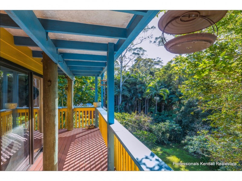 79 Kinabalu Drive, Tamborine Mountain QLD 4272